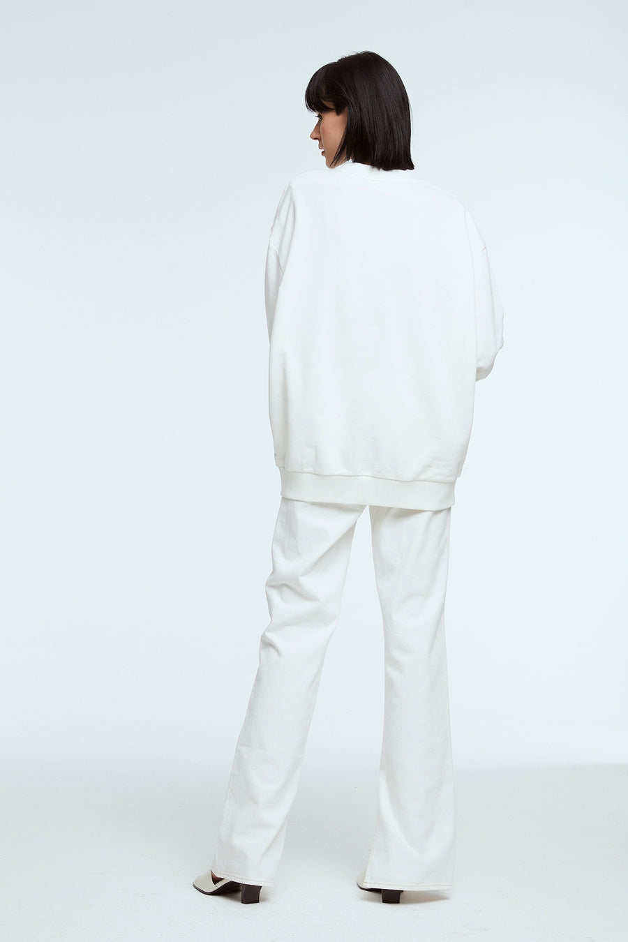 Oversize Off-White Sweatshirt